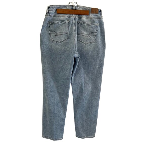 American Eagle Outfitters Mom Straight Jean Light Wash Size 10 - Picture 12 of 12